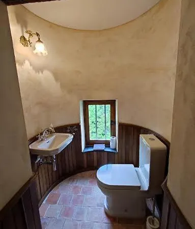 Dans Un Chateau Dans Le Anjou Pouancé
