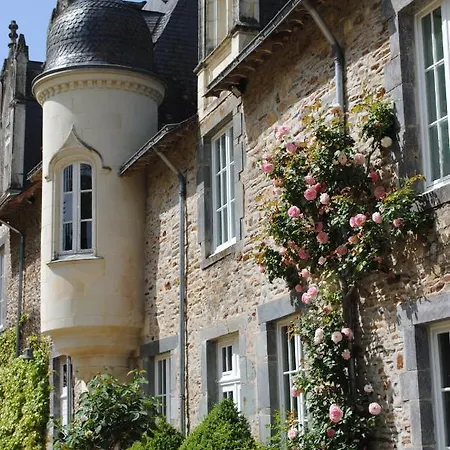 Dans Un Chateau Dans Le Anjou 3*
